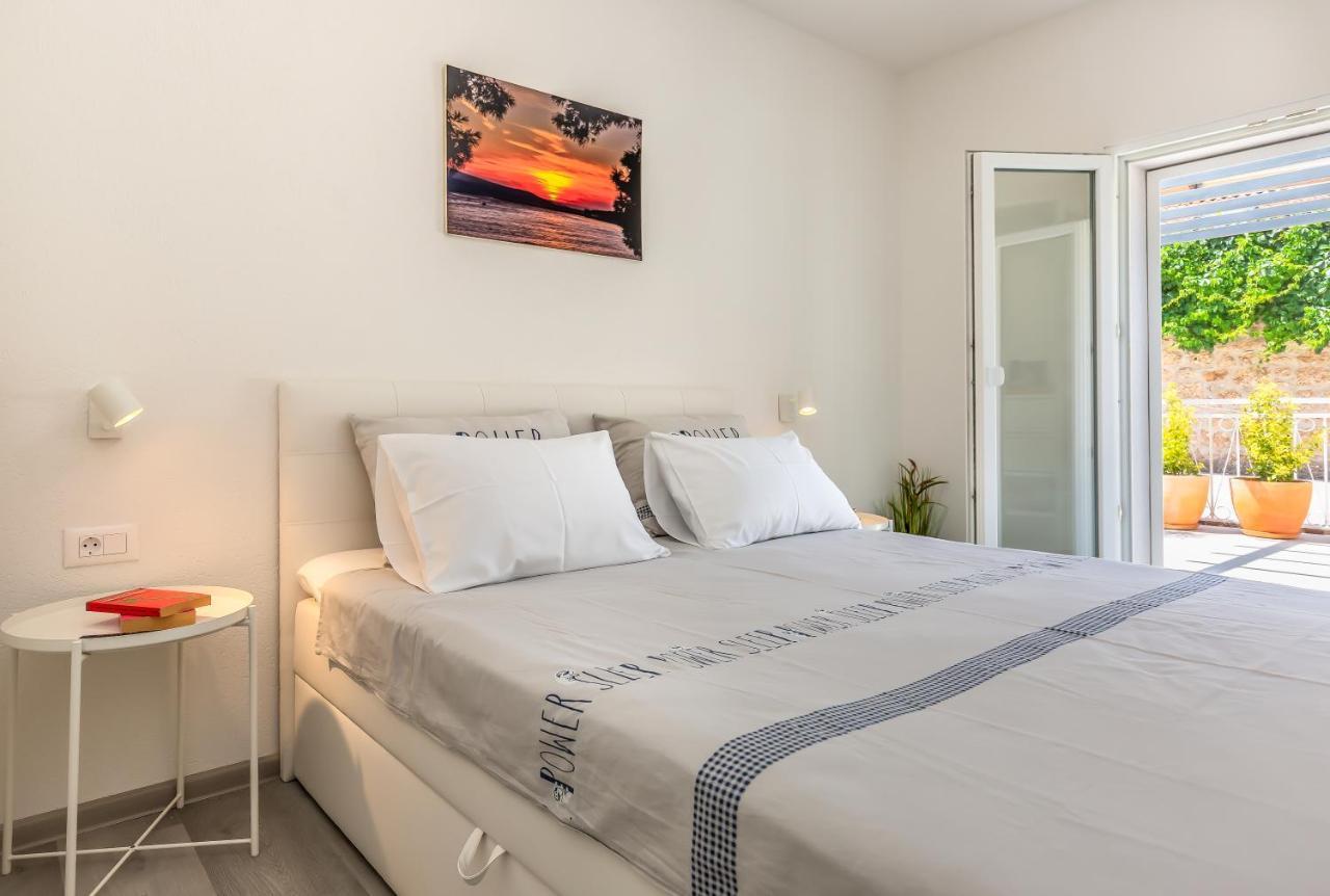 Bol Summer Residence Екстериор снимка